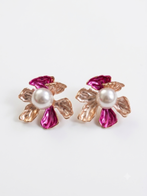 Chic pink flower pearl stud earrings
